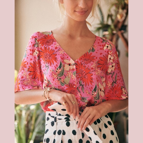 Sezane Tops - Sezane Aretha Floral Silk Short Sleeve Blouse  10